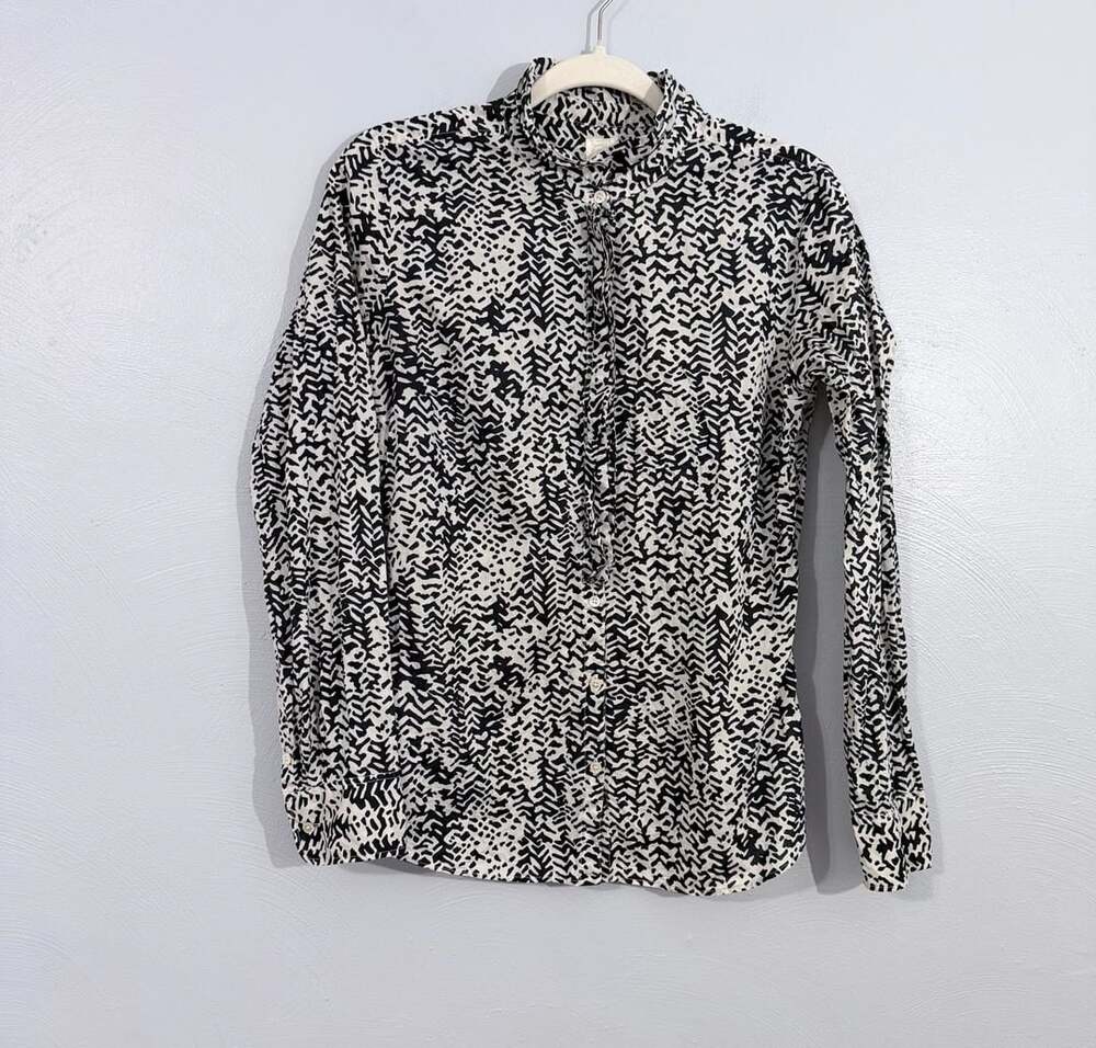 J.Crew "Perfect Shirt" Black & White Abstract Geometric Ruffle Collar Blouse 10